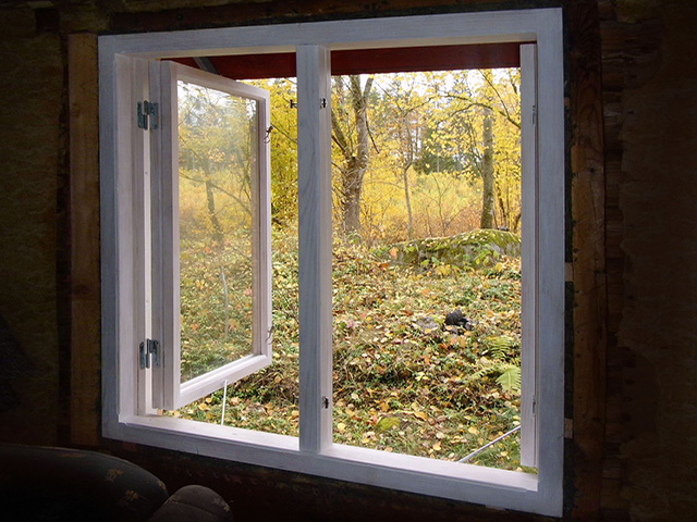 Schwedisches Kasten-Fenster aus Lärchenholz